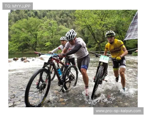 _环湖骑行节：骑车赏景，感受大自然_，骑自行车环湖游作文