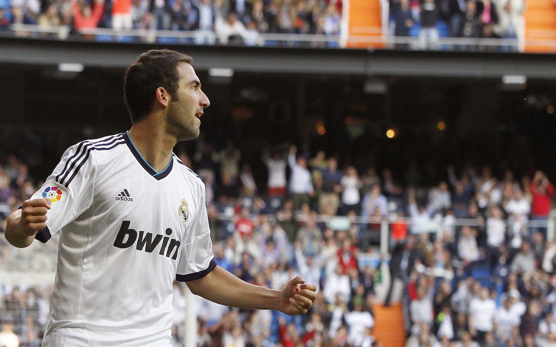 英格兰投球手状态火热，主帅笑得合不拢嘴，英格兰球队如何